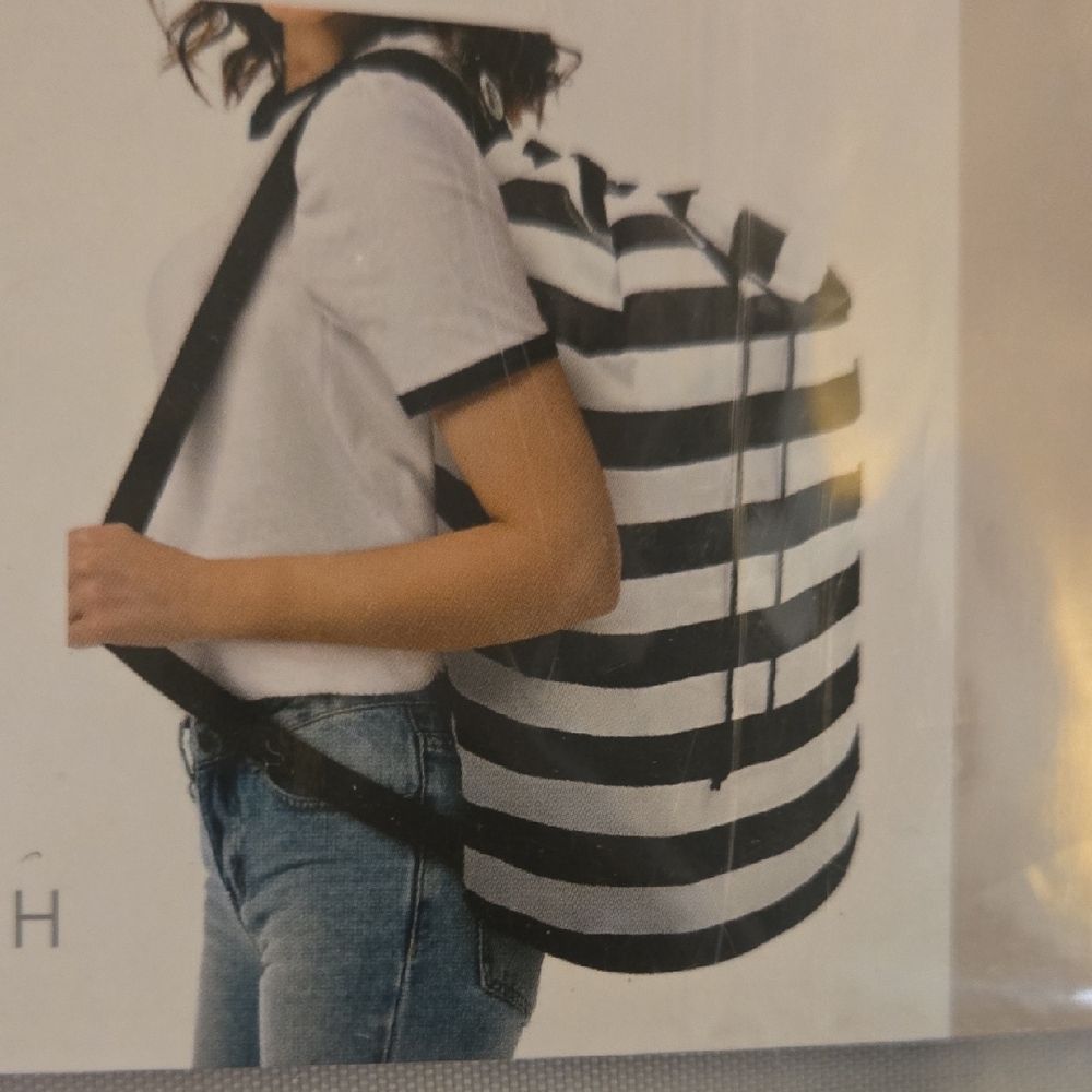 Regent Square Black White Striped Laundry Bag Shoulder strap 14" D X 24" H NEW